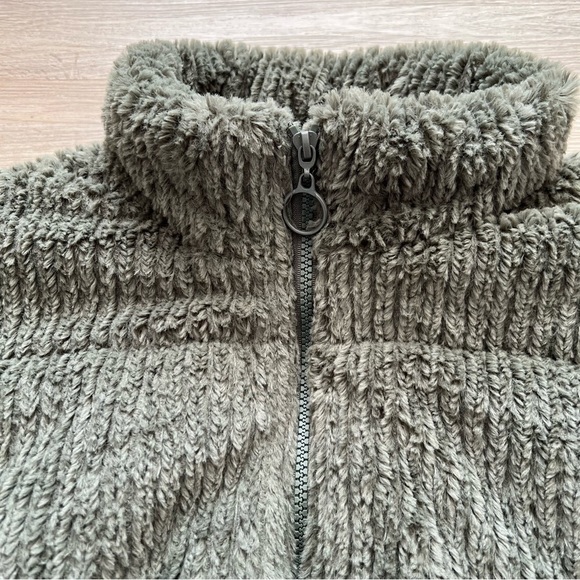 Wild Fable Green Faux Fur Full Zip Bomber Puffer Jacket Size L - Picture 7 of 11